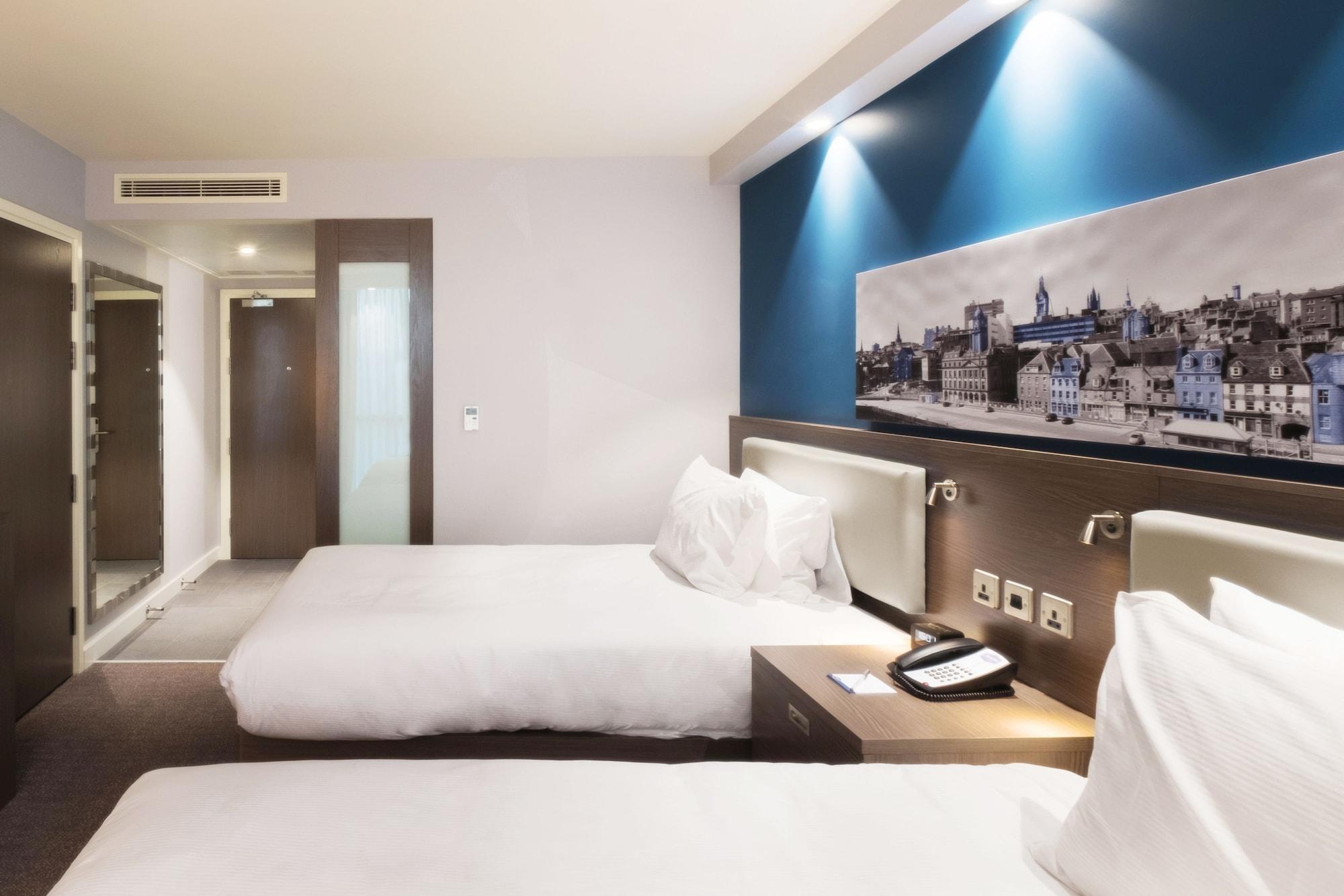 Hampton By Hilton Aberdeen Westhill Kirkton of Skene Exterior foto